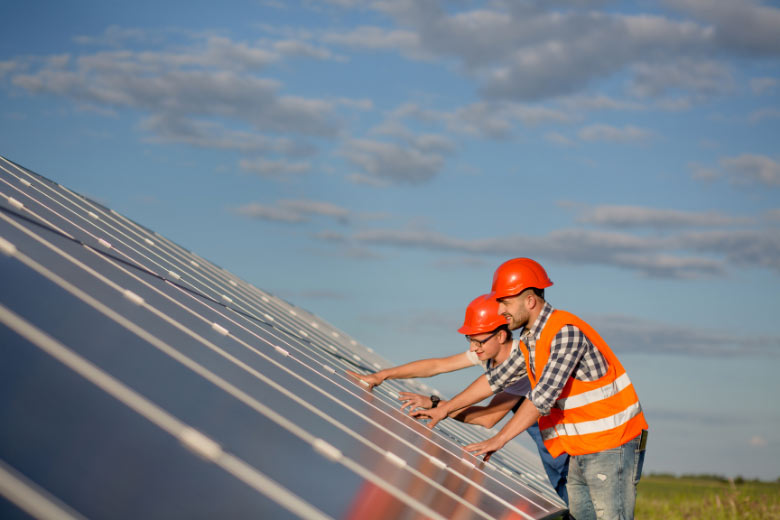Solar Project Procurement and Supply Chain Management Practices